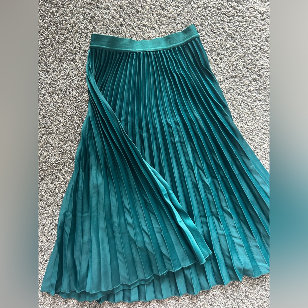 Maxi Pleated Skirt